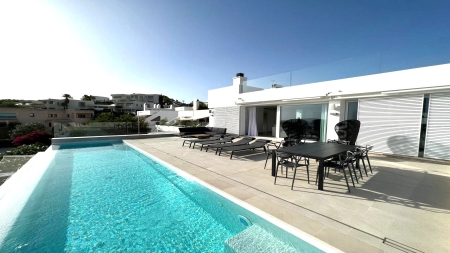 Роскошная вилла в аренду в Ибице, район Хесус